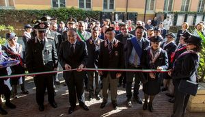 Taglio del nastro sede Anc di Pesaro e Urbino nel palazzo della Provincia